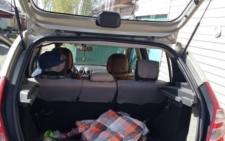 Renault Sandero I, 2013 год, 700 000 рублей, 2 фотография