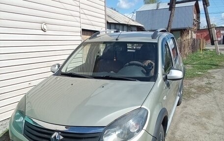 Renault Sandero I, 2013 год, 700 000 рублей, 7 фотография