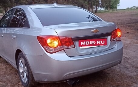 Chevrolet Cruze II, 2010 год, 520 000 рублей, 7 фотография