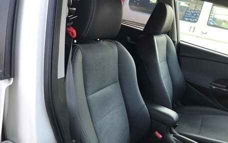 Honda Insight II рестайлинг, 2014 год, 761 000 рублей, 17 фотография