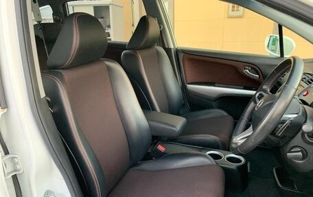 Honda Stream II, 2014 год, 965 000 рублей, 27 фотография