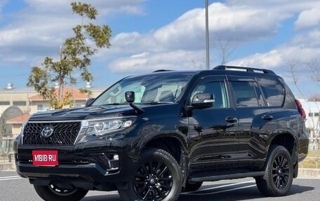 Toyota Land Cruiser Prado 150 рестайлинг 2, 2020 год, 3 745 777 рублей, 1 фотография