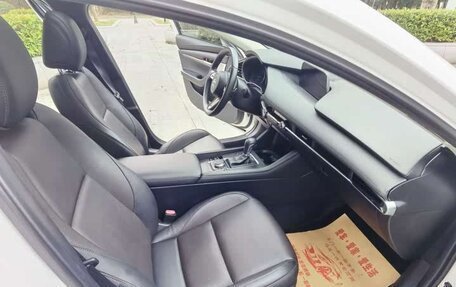 Mazda 3, 2021 год, 1 699 000 рублей, 11 фотография