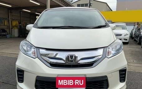 Honda Freed I, 2016 год, 933 000 рублей, 2 фотография