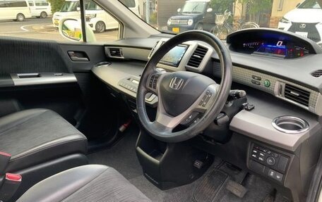 Honda Freed I, 2016 год, 933 000 рублей, 11 фотография