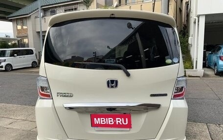 Honda Freed I, 2016 год, 933 000 рублей, 6 фотография