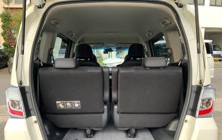 Honda Freed I, 2016 год, 933 000 рублей, 29 фотография