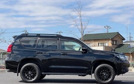Toyota Land Cruiser Prado 150 рестайлинг 2, 2020 год, 3 745 777 рублей, 5 фотография
