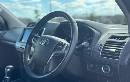 Toyota Land Cruiser Prado 150 рестайлинг 2, 2020 год, 3 745 777 рублей, 11 фотография