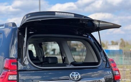 Toyota Land Cruiser Prado 150 рестайлинг 2, 2020 год, 3 745 777 рублей, 27 фотография