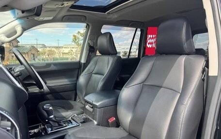 Toyota Land Cruiser Prado 150 рестайлинг 2, 2020 год, 3 745 777 рублей, 16 фотография