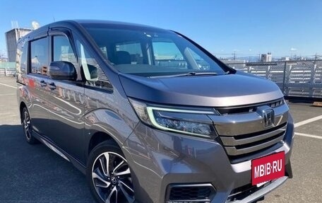 Honda Stepwgn IV, 2021 год, 1 630 000 рублей, 3 фотография
