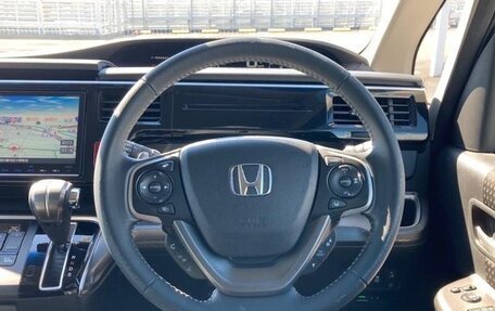 Honda Stepwgn IV, 2021 год, 1 630 000 рублей, 9 фотография