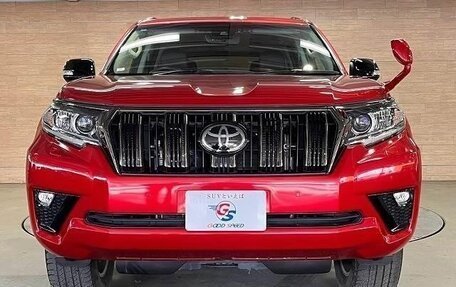Toyota Land Cruiser Prado 150 рестайлинг 2, 2021 год, 3 522 577 рублей, 2 фотография