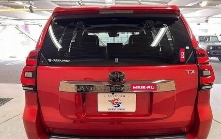 Toyota Land Cruiser Prado 150 рестайлинг 2, 2021 год, 3 522 577 рублей, 4 фотография