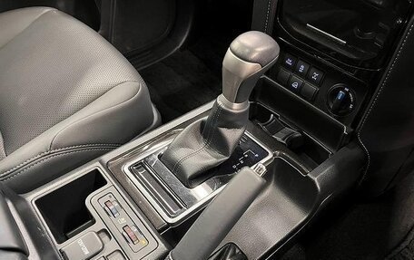 Toyota Land Cruiser Prado 150 рестайлинг 2, 2021 год, 3 522 577 рублей, 9 фотография