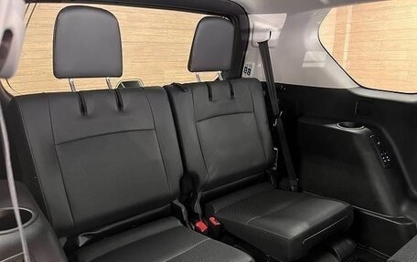 Toyota Land Cruiser Prado 150 рестайлинг 2, 2021 год, 3 522 577 рублей, 13 фотография