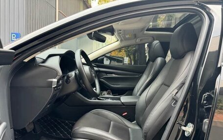 Mazda 3, 2021 год, 1 710 000 рублей, 14 фотография