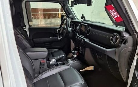 Jeep Wrangler, 2022 год, 3 800 900 рублей, 7 фотография