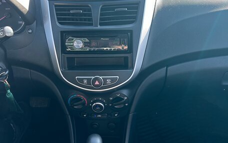 Hyundai Solaris II рестайлинг, 2013 год, 780 000 рублей, 6 фотография