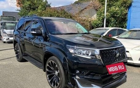 Toyota Land Cruiser Prado 150 рестайлинг 2, 2021 год, 3 470 000 рублей, 5 фотография