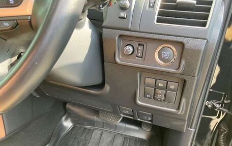 Toyota Land Cruiser Prado 150 рестайлинг 2, 2021 год, 3 470 000 рублей, 14 фотография