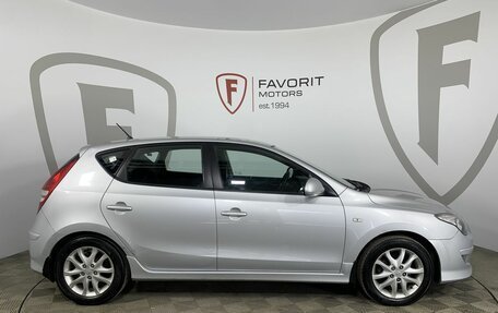 Hyundai i30 I, 2010 год, 680 000 рублей, 4 фотография
