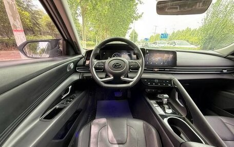 Hyundai Elantra, 2022 год, 1 265 000 рублей, 7 фотография