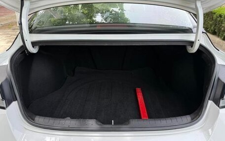 Hyundai Elantra, 2022 год, 1 265 000 рублей, 15 фотография