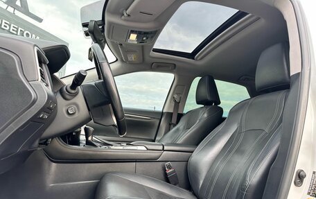 Lexus RX IV рестайлинг, 2019 год, 4 500 000 рублей, 13 фотография