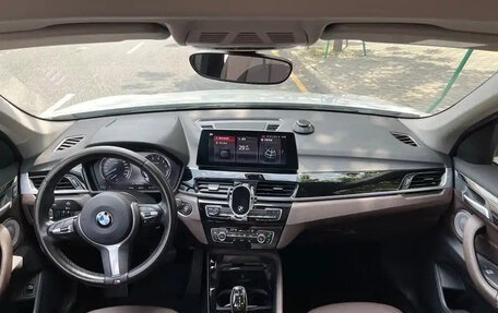 BMW X1, 2021 год, 1 800 000 рублей, 10 фотография