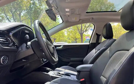 Ford Focus IV, 2021 год, 1 280 000 рублей, 10 фотография