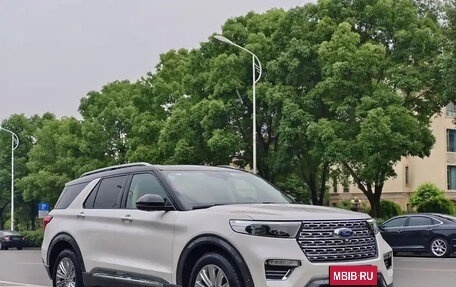 Ford Explorer VI, 2022 год, 2 950 000 рублей, 3 фотография