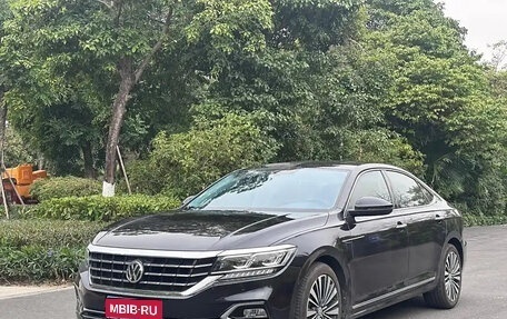 Volkswagen Passat B8 рестайлинг, 2020 год, 1 960 000 рублей, 1 фотография