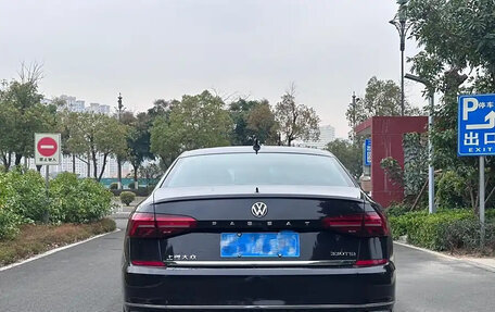 Volkswagen Passat B8 рестайлинг, 2020 год, 1 960 000 рублей, 5 фотография