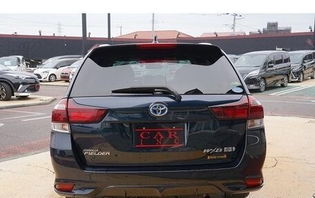 Toyota Corolla, 2018 год, 1 040 000 рублей, 5 фотография