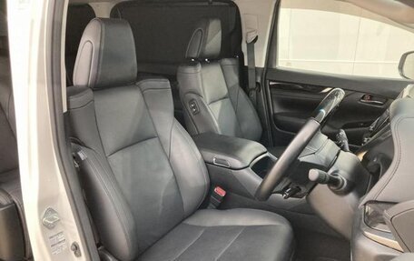 Toyota Vellfire II, 2022 год, 3 100 000 рублей, 31 фотография