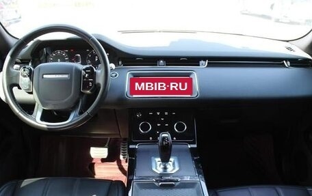 Land Rover Range Rover Evoque II, 2021 год, 2 590 500 рублей, 4 фотография