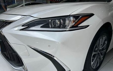 Lexus ES VII, 2022 год, 2 920 000 рублей, 7 фотография