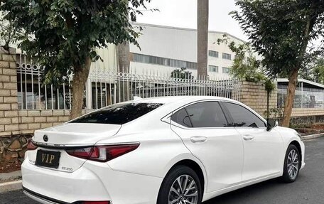 Lexus ES VII, 2022 год, 2 920 000 рублей, 6 фотография
