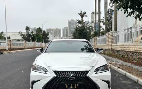 Lexus ES VII, 2022 год, 2 920 000 рублей, 2 фотография