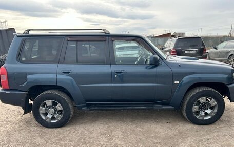 Nissan Patrol, 2004 год, 1 740 000 рублей, 2 фотография
