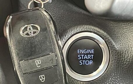 Toyota Yaris Cross, 2022 год, 1 650 000 рублей, 25 фотография