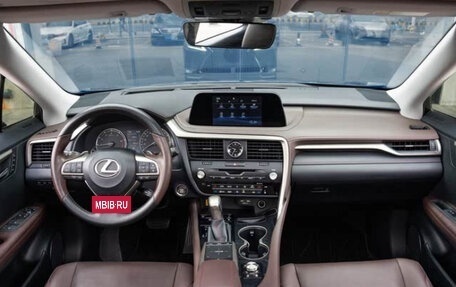 Lexus RX IV рестайлинг, 2021 год, 3 520 000 рублей, 13 фотография