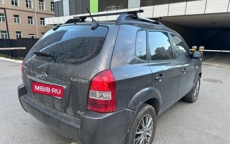 Hyundai Tucson III, 2008 год, 900 000 рублей, 3 фотография