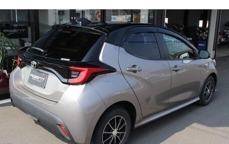 Toyota Yaris, 2021 год, 710 055 рублей, 7 фотография