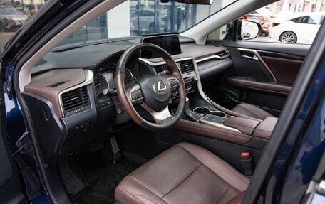 Lexus RX IV рестайлинг, 2021 год, 4 300 000 рублей, 12 фотография