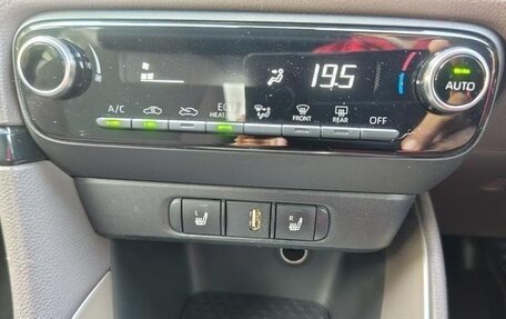 Toyota Yaris, 2020 год, 665 555 рублей, 12 фотография