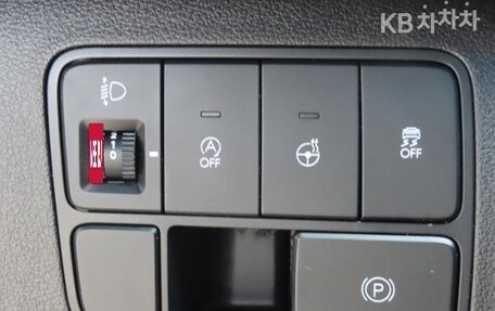 Hyundai Staria, 2021 год, 2 910 000 рублей, 14 фотография