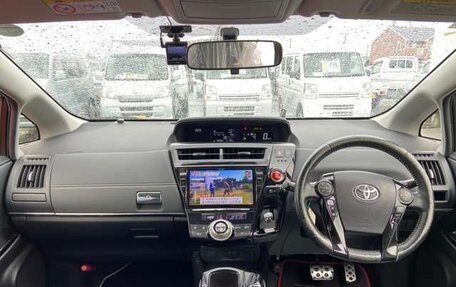 Toyota Prius Alpha I (ZVW40/41), 2021 год, 1 511 000 рублей, 9 фотография